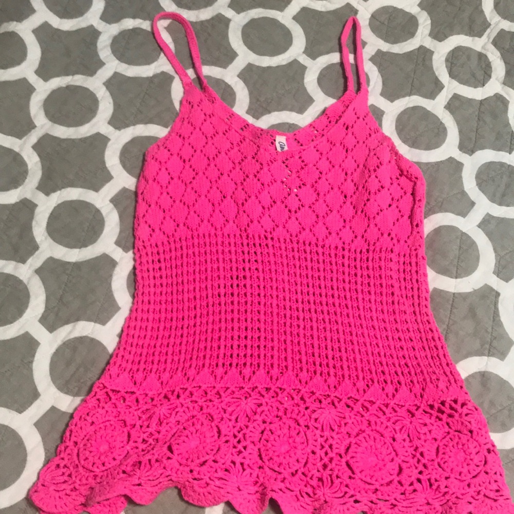 ADORABLE🤩 BRIGHT PINK CROCHET TANK